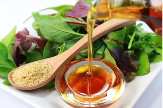 香油這些妙用你知道多少？別只拿來拌菜用！